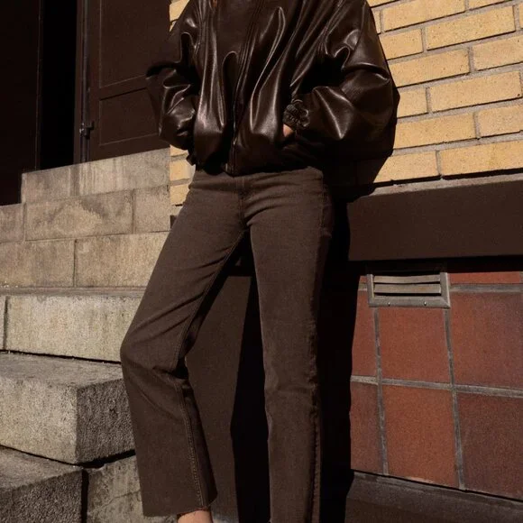 TRF HIGH-WAISTED CROPPED FLARE JEANS - Picture 2 of 8